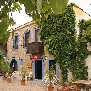 Sun Han/Misafirhane Alaçatı