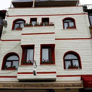 2* Pensión Ararat